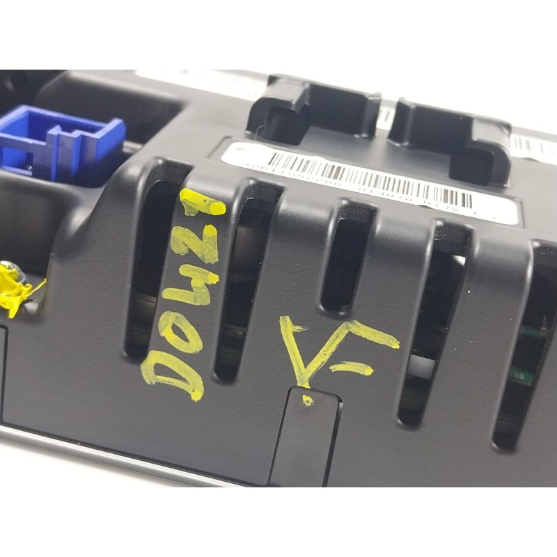 Recambio de pantalla multifuncion para mercedes-benz cla shooting brake (x117) cla 220 cdi / d (117.903) referencia OEM IAM A166