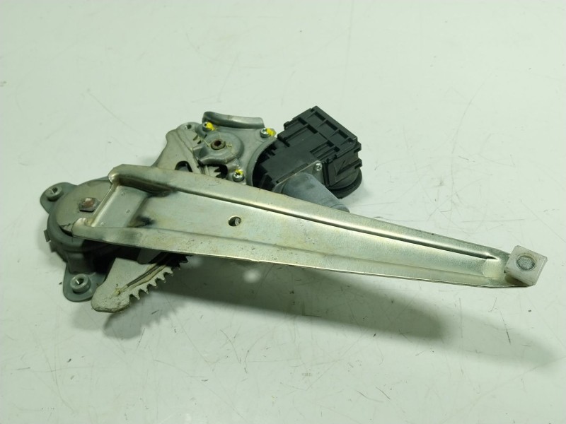 Recambio de elevalunas trasero derecho para lexus ct (zwa10_) 200h (zwa10_) referencia OEM IAM  8572060320 