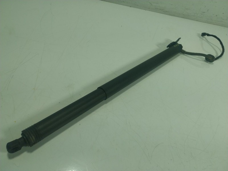 Recambio de amortiguadores maletero / porton para audi q2 (gab, gag) 35 tfsi referencia OEM IAM  81A827851C 