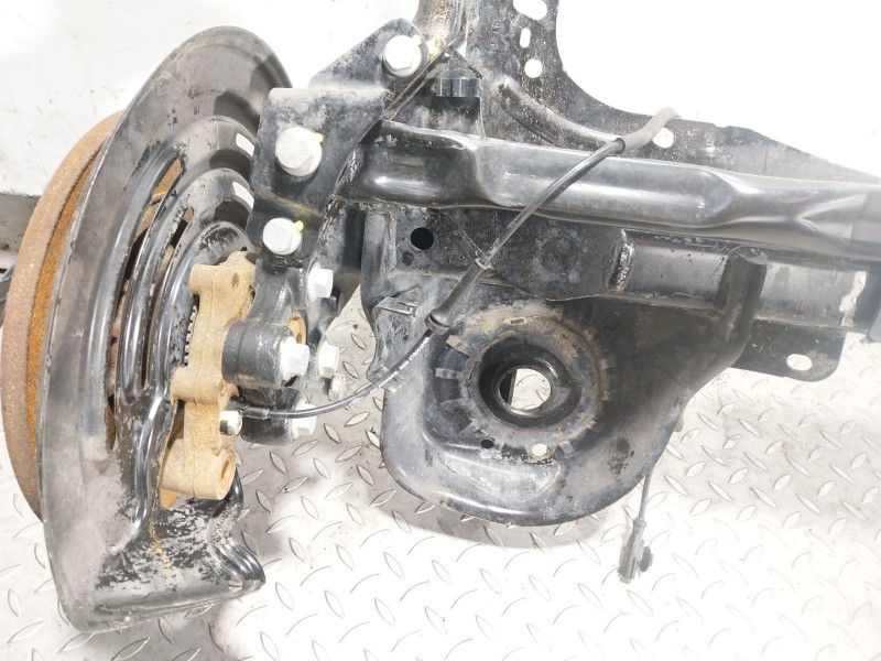 Recambio de puente trasero para renault trafic iii furgoneta (fg_) 2.0 dci 120 (fgmn) referencia OEM IAM 555016630R  