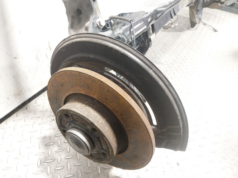 Recambio de puente trasero para renault trafic iii furgoneta (fg_) 2.0 dci 120 (fgmn) referencia OEM IAM 555016630R  