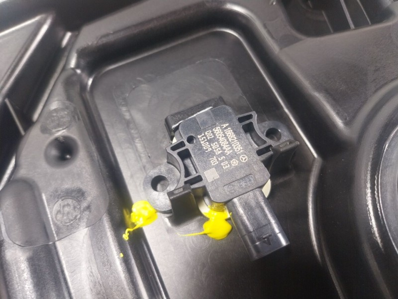 Recambio de elevalunas delantero derecho para mercedes-benz gle (w166) 400 4-matic (166.056) referencia OEM IAM  A0997660500 