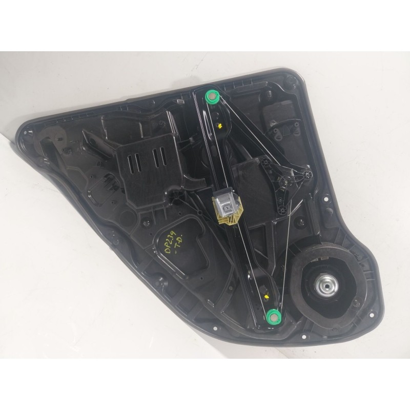 Recambio de elevalunas trasero derecho para mercedes-benz gle (w166) 400 4-matic (166.056) referencia OEM IAM  A0997660500 