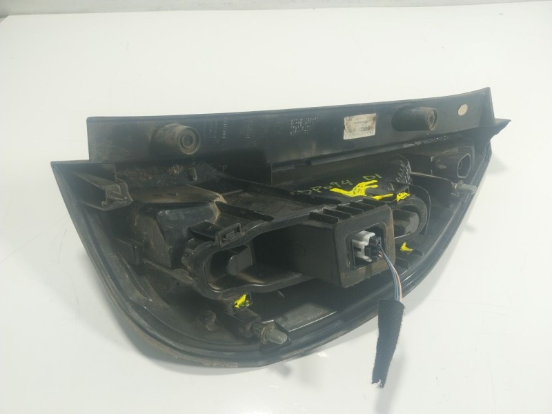 Recambio de piloto trasero izquierdo para renault scénic iii (jz0/1_) 1.2 tce referencia OEM IAM  265558940R 