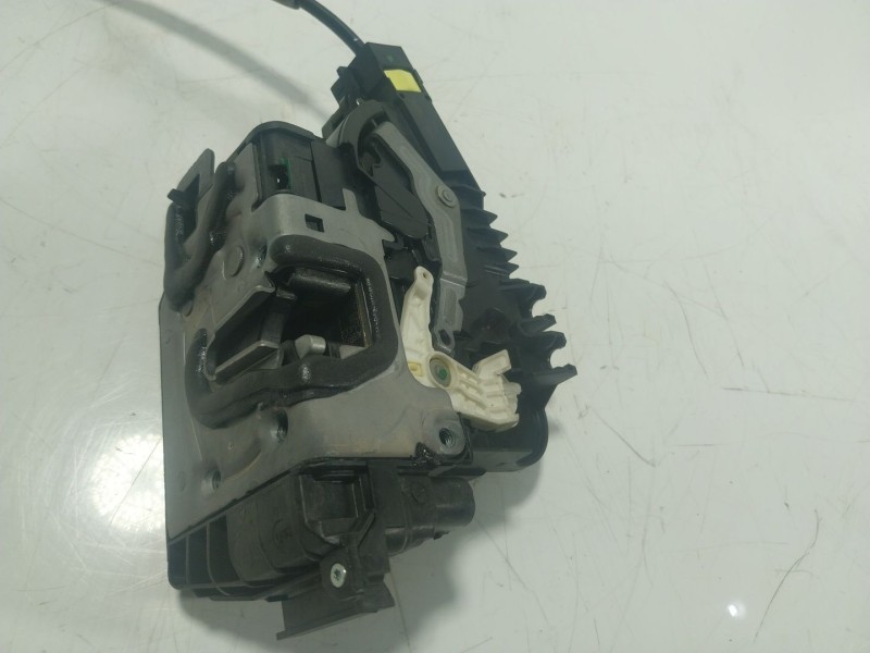 Recambio de cerradura puerta trasera derecha para mercedes-benz gle (w166) 400 4-matic (166.056) referencia OEM IAM  A0997300835