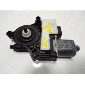 MOTOR ELEVALUNAS TRASERO DERECHO 5Q0959408D 5Q0959408D 0130822694