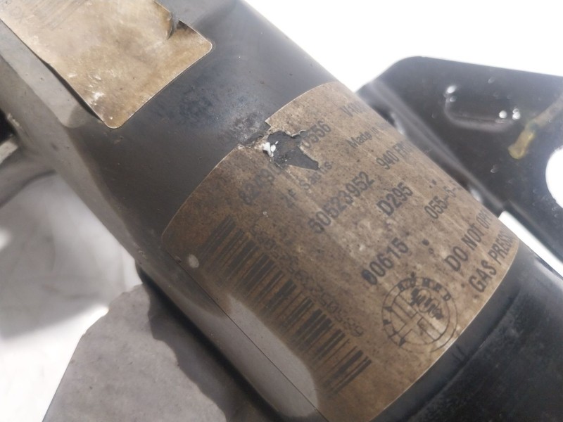 Recambio de amortiguador delantero derecho para alfa romeo giulietta (940_) 1.6 jtdm (940fxd1a) referencia OEM IAM  50523952 