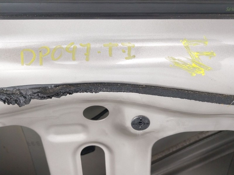 Recambio de puerta trasera izquierda para bmw 5 (f10) 520 d referencia OEM IAM   