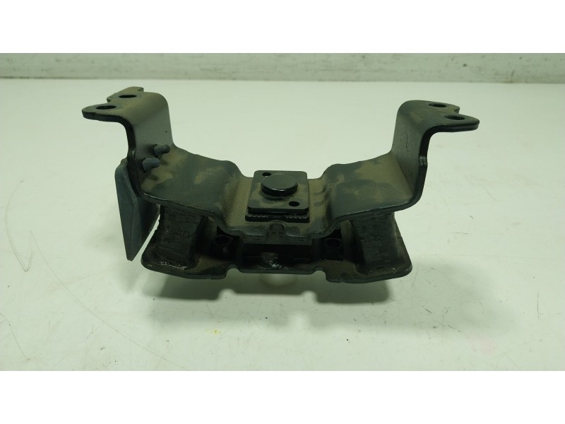 Recambio de soporte cambio para toyota land cruiser (gdj250l) 2.8 d mhev referencia OEM IAM 1237111650  