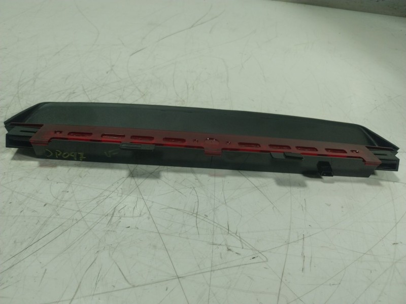 Recambio de piloto trasero central para bmw 5 (f10) 520 d referencia OEM IAM  7230799 