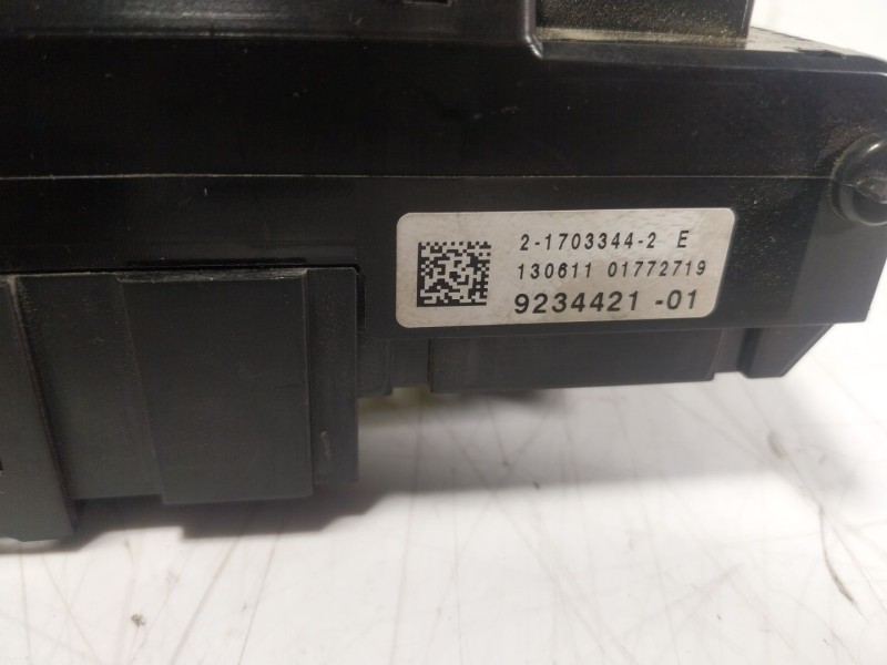 Recambio de caja reles / fusibles para bmw 5 (f10) 520 d referencia OEM IAM  923442101 