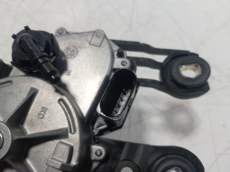 Recambio de motor limpia trasero para cupra formentor (km7, kmp) 1.5 tsi referencia OEM IAM  8V0955711C 