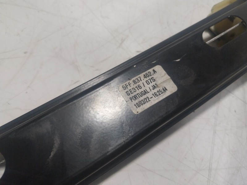 Recambio de elevalunas delantero derecho para cupra formentor (km7, kmp) 1.5 tsi referencia OEM IAM  5FF837462A 