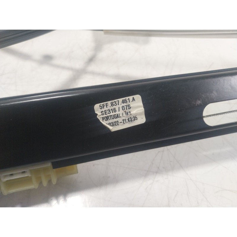 Recambio de elevalunas delantero izquierdo para cupra formentor (km7, kmp) 1.5 tsi referencia OEM IAM  5FF837461A 