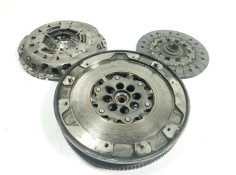 Recambio de kit embrague para bmw 5 (f10) 520 d referencia OEM IAM    2