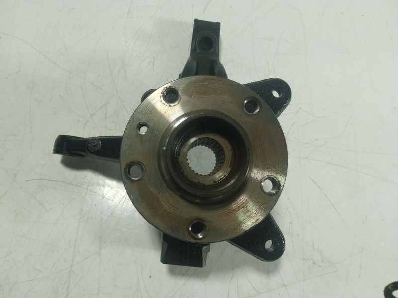 Recambio de mangueta delantera derecha para renault kangoo / grand kangoo ii (kw0/1_) 1.5 dci 80 (kw15) referencia OEM IAM   