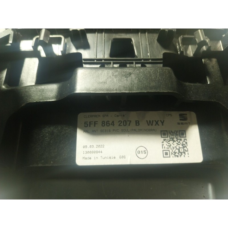 Recambio de apoyabrazos central para cupra formentor (km7, kmp) 1.5 tsi referencia OEM IAM  5FF864207B 