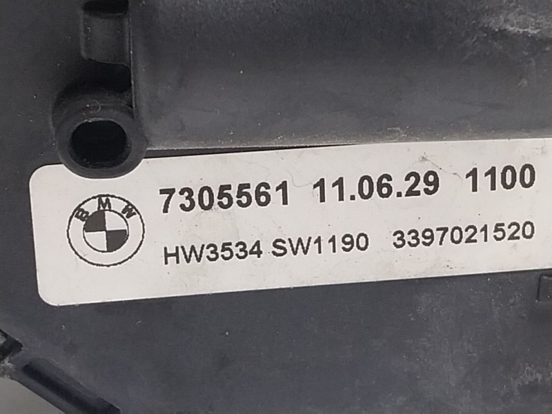 Recambio de motor limpia delantero para bmw 5 (f10) 520 d referencia OEM IAM  7305561 