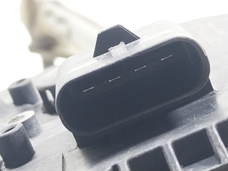 Recambio de motor limpia delantero para bmw 5 (f10) 520 d referencia OEM IAM  7305561 