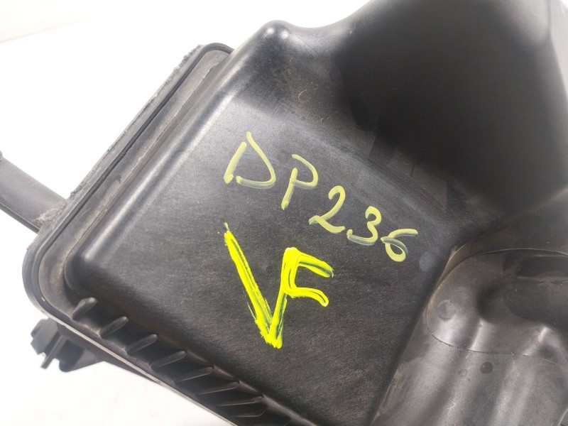 Recambio de filtro aire para renault kangoo / grand kangoo ii (kw0/1_) 1.5 dci 80 (kw15) referencia OEM IAM  165003318R 