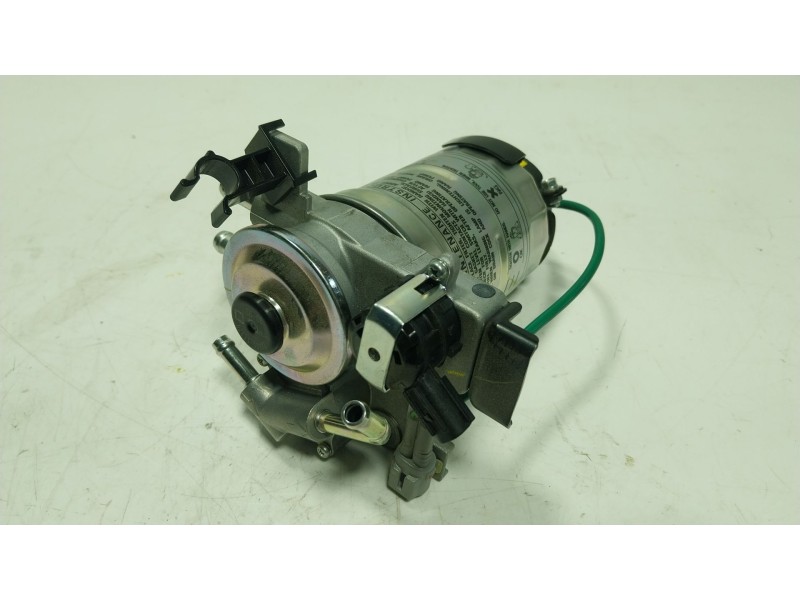 Recambio de soporte filtro gasoil para toyota land cruiser (gdj250l) 2.8 d mhev referencia OEM IAM 2330011320 2339030341 