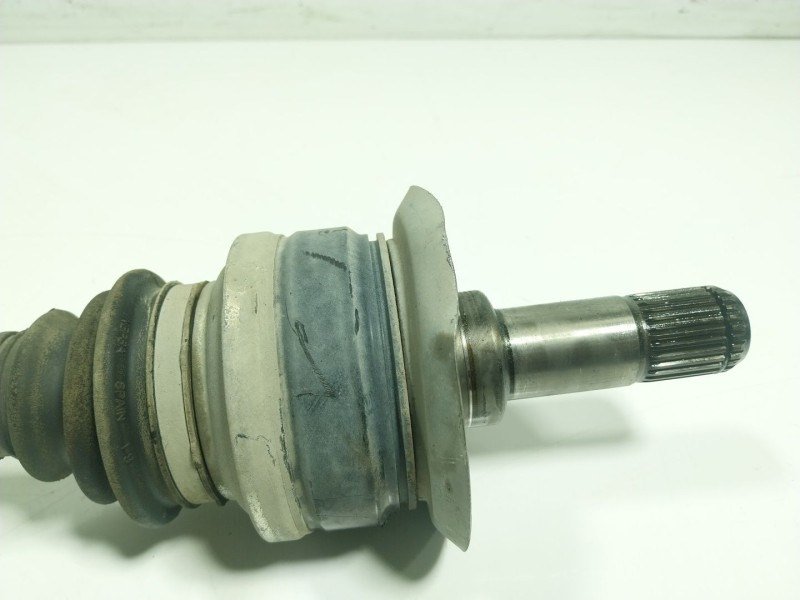 Recambio de transmision derecha para bmw 5 (f10) 520 d referencia OEM IAM  758102101 