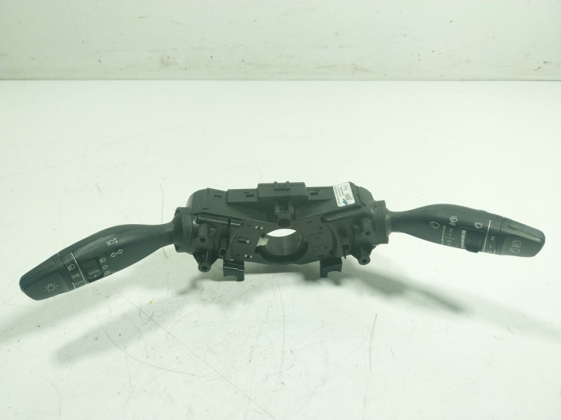 Recambio de mando luces para hyundai tucson (tl, tle) 1.7 crdi referencia OEM IAM  93403D3950 