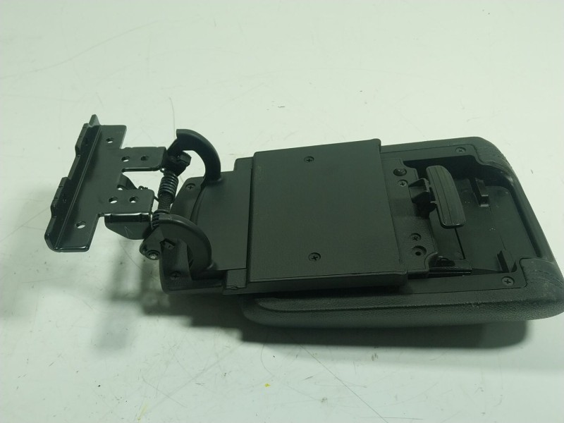 Recambio de apoyabrazos central para hyundai tucson (tl, tle) 1.7 crdi referencia OEM IAM   