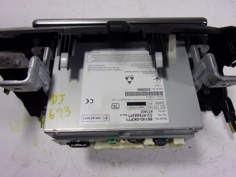 Recambio de sistema navegacion gps para toyota hilux (3b/3c/3d) doble cabina referencia OEM IAM 861400KP71 861400KP71 