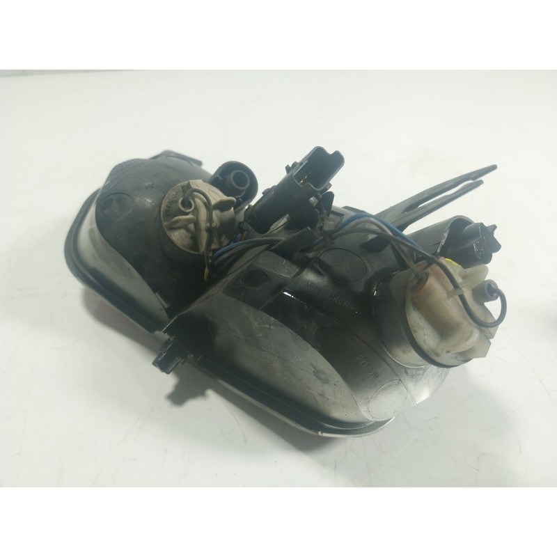 Recambio de piloto trasero antiniebla izquierdo para citroën c4 picasso ii 1.6 bluehdi 100 referencia OEM IAM 9676122780  