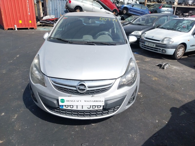 opel corsa d (s07) del año 2014