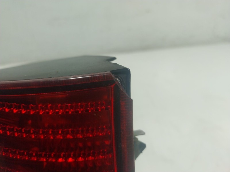 Recambio de piloto trasero derecho para volkswagen polo iv (9n_, 9a_) 1.4 16v referencia OEM IAM  6Q6945096G 