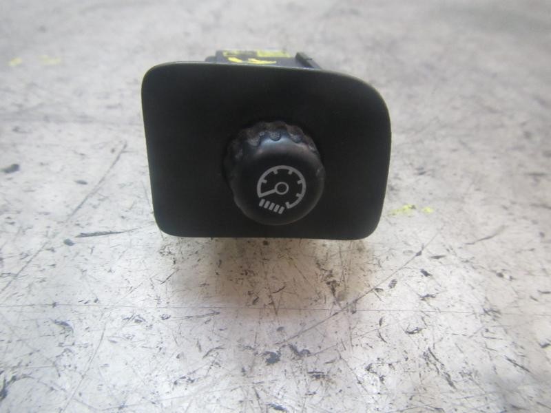 Recambio de modulo electronico para lexus sc430 ( uzz40 ) básico referencia OEM IAM 8411924110C0  