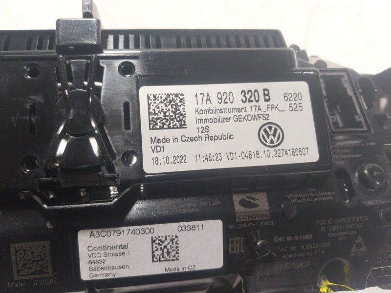 Recambio de cuadro instrumentos para volkswagen t-roc (a11, d11) 2.0 tdi referencia OEM IAM  17A920320B 
