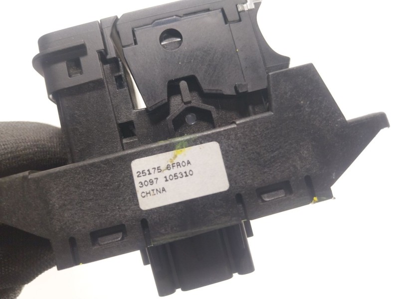 Recambio de palanca freno de mano para nissan qashqai ii suv (j11, j11_) 1.6 dci referencia OEM IAM  251756FR0A 