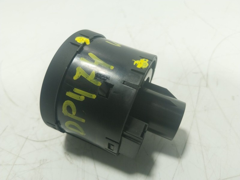 Recambio de mando luces para volkswagen t-roc (a11, d11) 2.0 tdi referencia OEM IAM  5G0941431AQ 