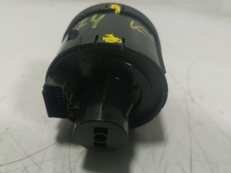 Recambio de mando luces para volkswagen t-roc (a11, d11) 2.0 tdi referencia OEM IAM  5G0941431AQ 