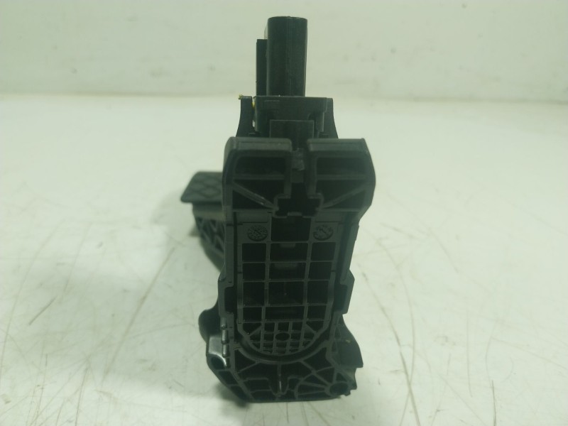 Recambio de potenciometro pedal para volkswagen t-roc (a11, d11) 2.0 tdi referencia OEM IAM  5Q1723503L 