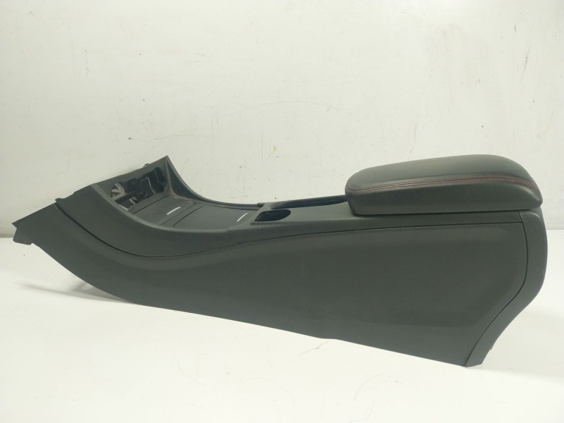 Recambio de apoyabrazos central para mercedes-benz cla coupé (c117) cla 250 (117.344) referencia OEM IAM   