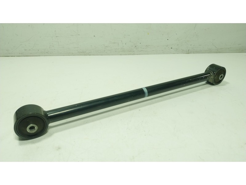 Recambio de barra torsion para toyota land cruiser (gdj250l) 2.8 d mhev referencia OEM IAM 4872060080  