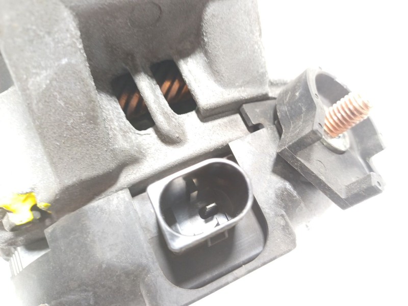 Recambio de alternador para bmw serie 3 berlina (e90) 320i referencia OEM IAM  7550468 