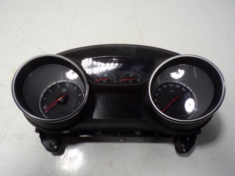 Recambio de cuadro instrumentos para opel astra k lim. 5türig dynamic referencia OEM IAM 39077977 39097971 