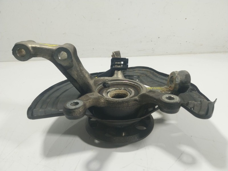 Recambio de mangueta delantera derecha para mercedes-benz cla coupé (c117) cla 250 (117.344) referencia OEM IAM   