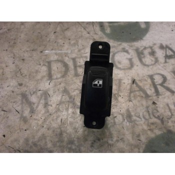 MANDO ELEVALUNAS TRASERO IZQUIERDO 9358026100 935753C010 