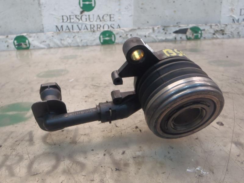Recambio de bombin embrague para dacia logan ambiance referencia OEM IAM 8200046103  