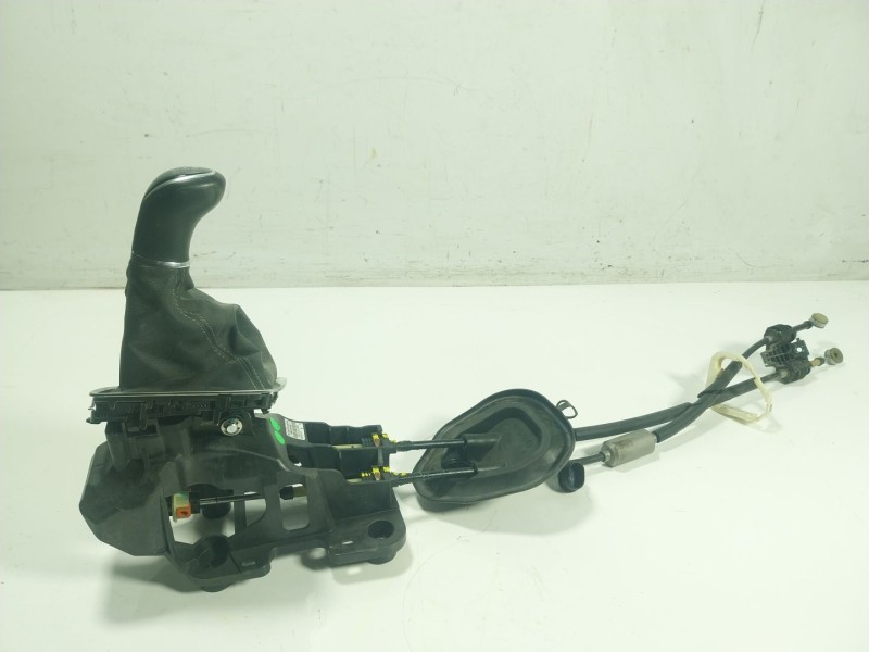 Recambio de palanca cambio para opel corsa f (p2jo) 1.2 (68) referencia OEM IAM  9824124780 