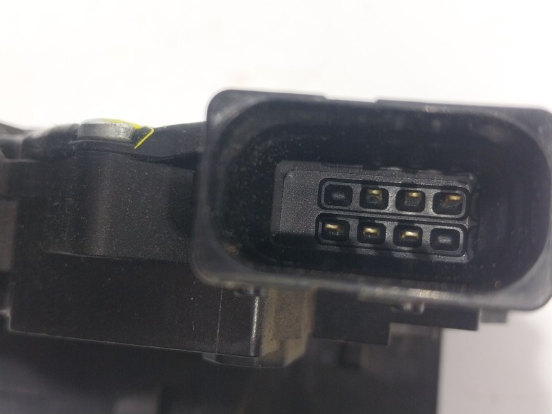 Recambio de cerradura puerta delantera izquierda para peugeot boxer furgoneta 2.0 bluehdi 130 referencia OEM IAM  1393821080 