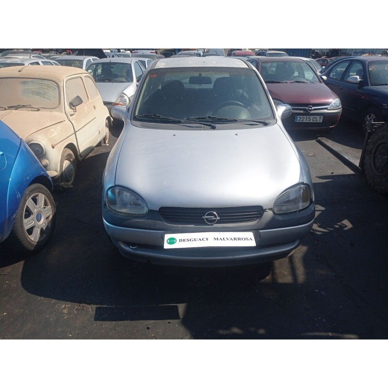 opel corsa b (s93) del año 2000