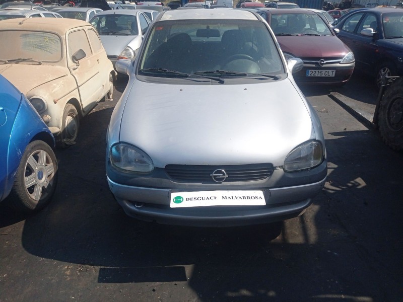 opel corsa b (s93) del año 2000