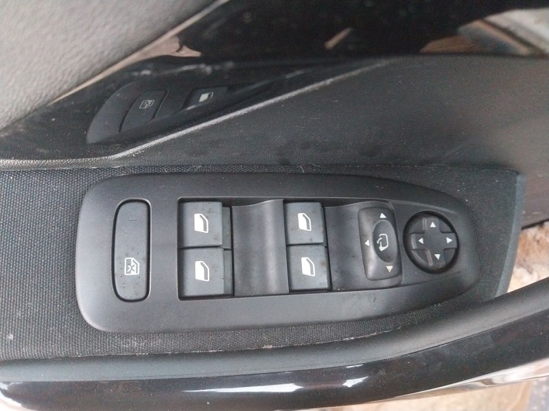 peugeot 2008 i (cu_) del año 2019